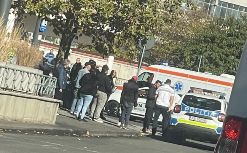 Accident la Gară. Au intervenit două echipaje de poliție și o ambulanță