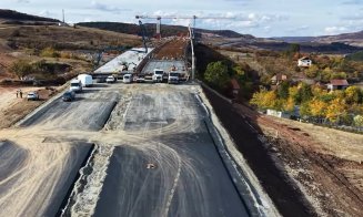 Se asfaltează cel mai lung viaduct de autostradă din România. Când vom putea circula pe A3 între Cluj și Zalău