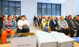 Peste 60 de familii din Turda încep un nou capitol. Au primit cheile noilor locuințe sociale