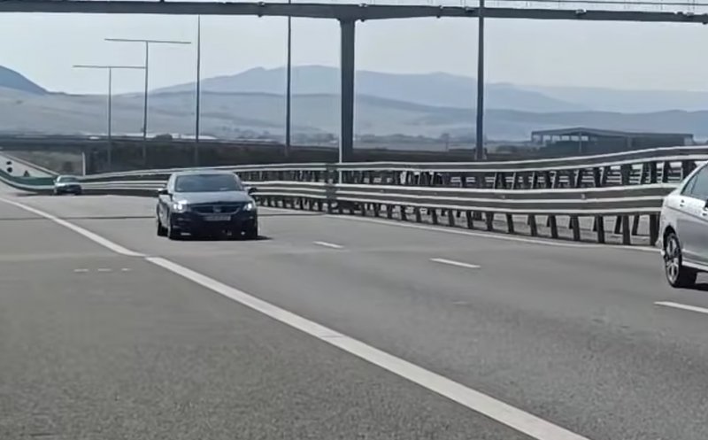 "Trambulină” pe autostrada A10 Sebeș–Turda. Mașinile "sar” la trecerea peste o denivelare a carosabilului