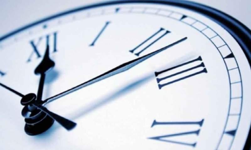 Ora de iarnă 2026. În ce dată dă România ceasul înapoi cu o oră