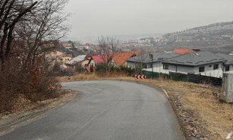 Cluj-Napoca: Ce spune viceprimarul Tarcea despre străzile care așteaptă de 15 ani trotuare și iluminat public și ce spun cetățenii