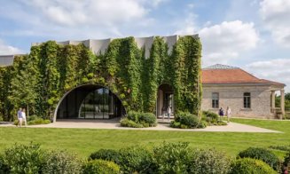 Undă verde de la urbaniști. Complex cu sală de evenimente, restaurant, locuri de cazare și piscină, într-o zonă rurală din Cluj