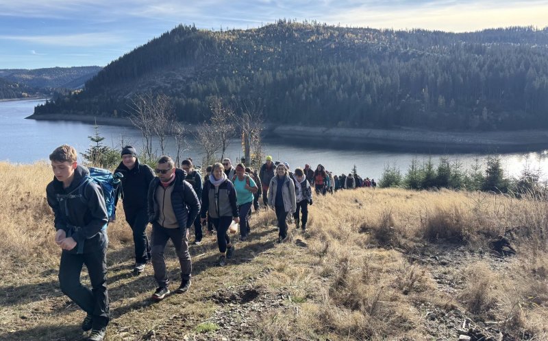 Toamna în Apuseni: s-a inaugurat un nou traseu spectaculos în Beliș