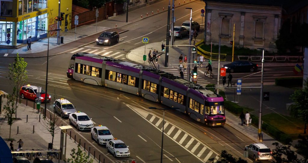 Program prelungit de transport pe mai multe linii, după derby-ul CFR Cluj - U Cluj din Gruia/ Unde îi așteaptă autobuzele pe suporteri